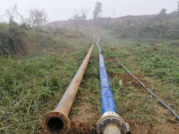 可扁平聚氨酯输油软管