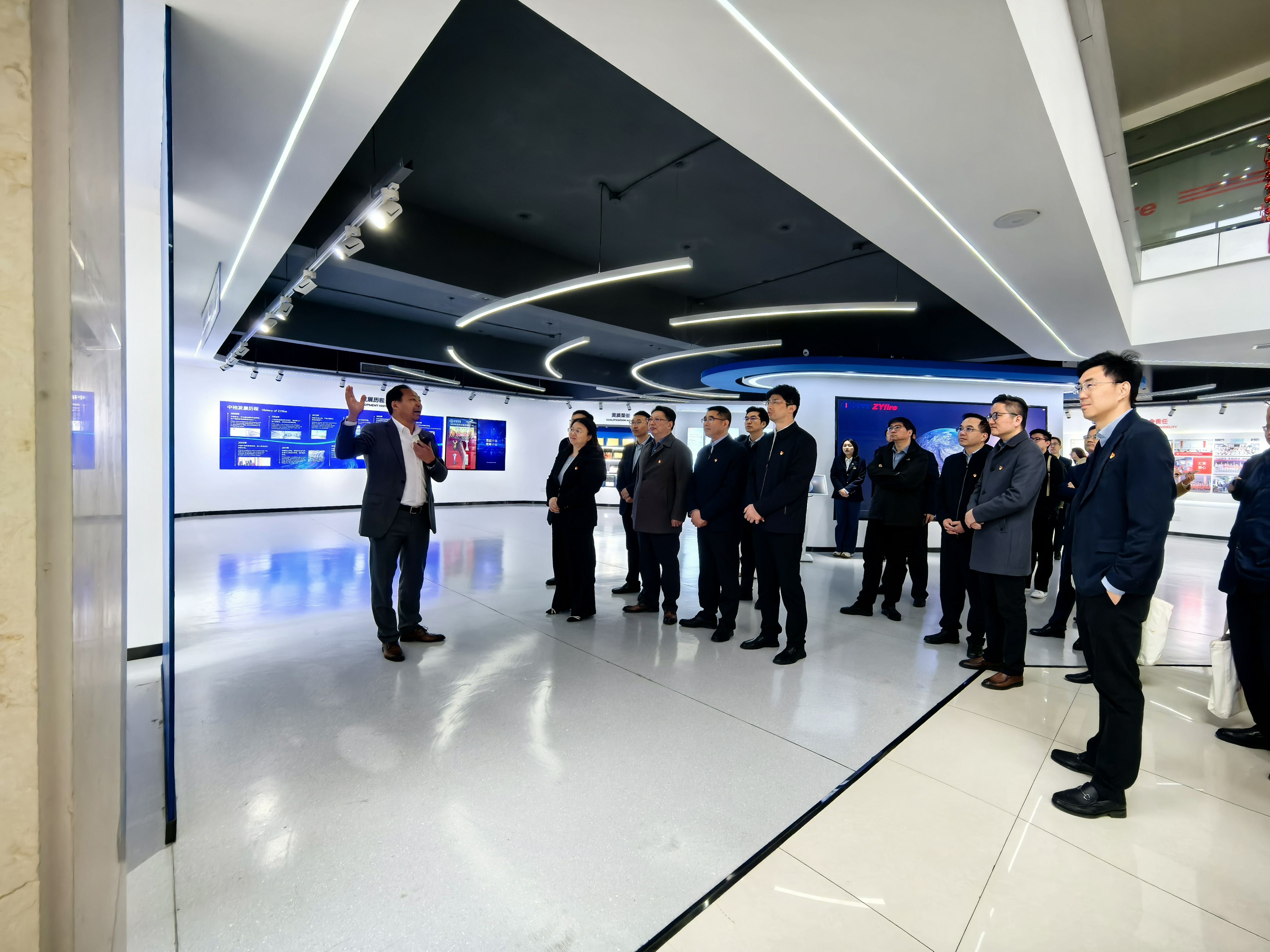 中裕科技董事长黄裕中分享以党建促发展经验